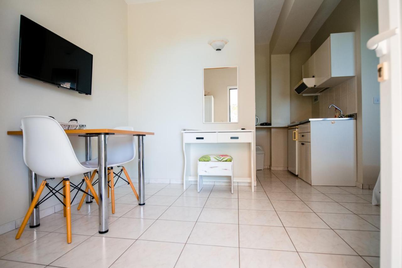 Pessada Bay Studios And Apartments Pesádha Dış mekan fotoğraf