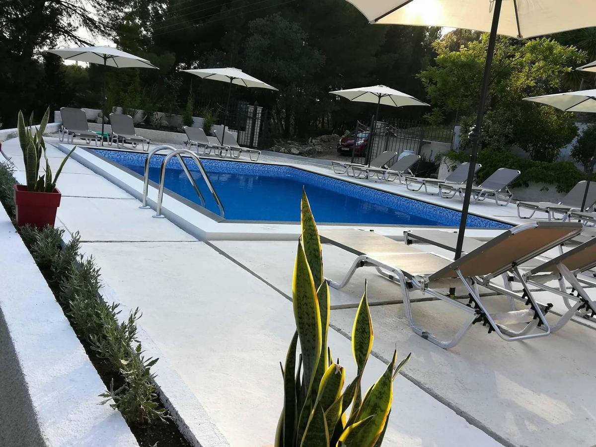Pessada Bay Studios And Apartments Pesádha Dış mekan fotoğraf