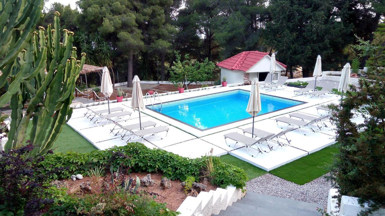 Pessada Bay Studios And Apartments Pesádha Dış mekan fotoğraf